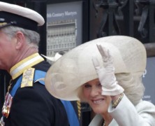 William e Kate Middleton – todos os chapéus das mulheres no casamento real