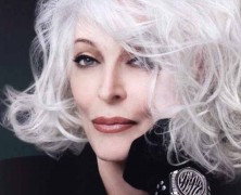 Carmen Dell’Orefice – a Modelo mais antiga do mundo completa 80 anos